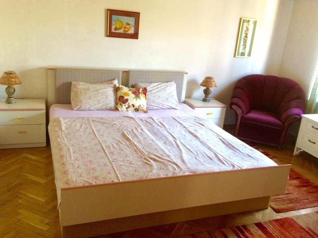 Guest House Vila Eli Herceg Novi Esterno foto
