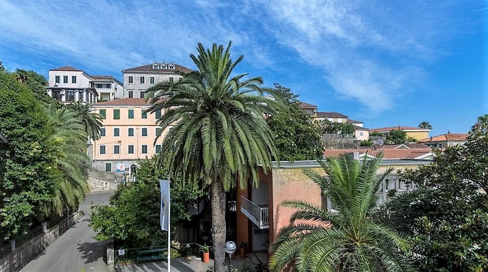 Guest House Vila Eli Herceg Novi Esterno foto